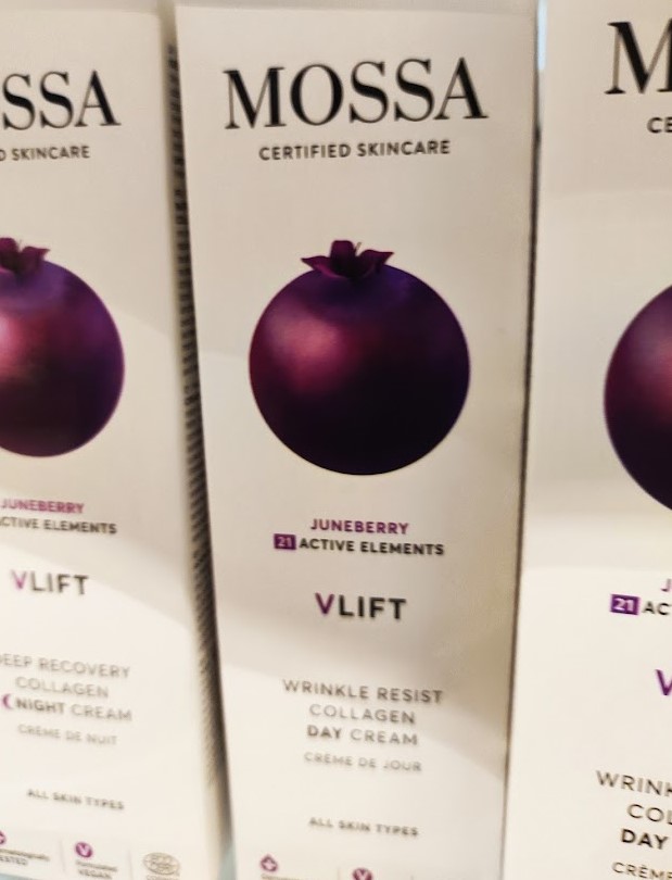 Cosmetic Product Safety Report (CPSR) звіт з безпеки косметичних продуктів - частина файлу інформації про продукт, документація, що показує, що було проведено оцінку безпеки CPSR, містить інформацію, запитану Додатку I до косметичного Регламенту.