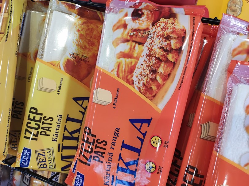 Regula 2025/351 pārtikas saskares materiāli produktu drošības tiesību akti iepakojums atbildība saskares materiālu dokumentācija atbilstības deklarācija Regula 10/2011 plastmasa