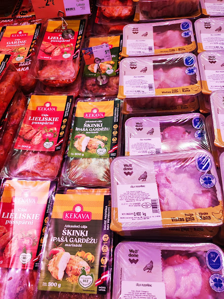 Материалы контактирующие с пищевыми продуктами могут мигрировать из самого материала в продукты питания контейнеры, упаковку, оборудование или кухонные принадлежности декларация испытания тестирование пластиковая упаковка многослойная миграция
